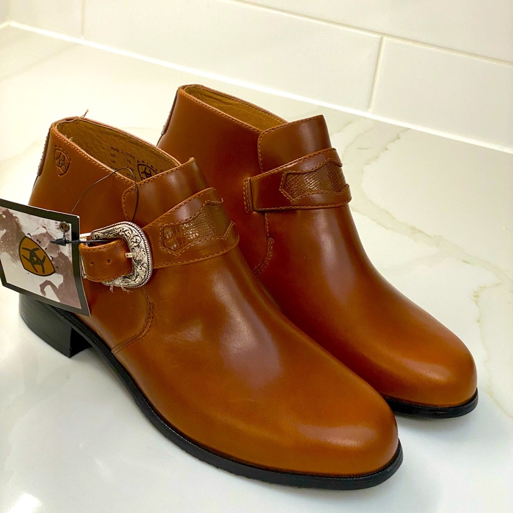 ARIAT BLAIR EQUESTRIAN SIZE 7 LEATHER BOOTS NEW